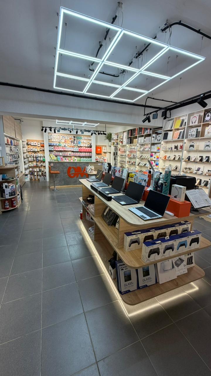 Интерьер салона Salon O.M